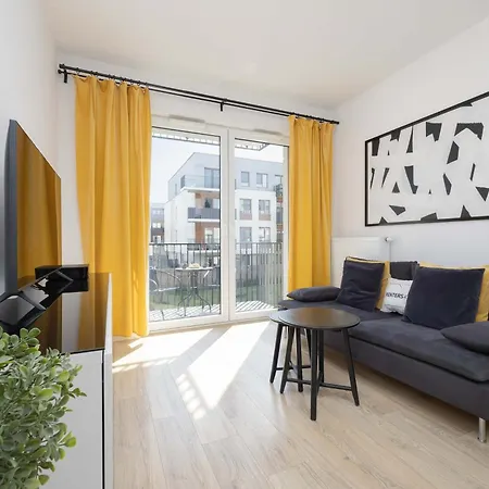 Apartamento Exceptional For 4 Guests With Parking By Renters