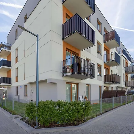 Appartement Exceptional For 4 Guests With Parking By Renters Varsovie