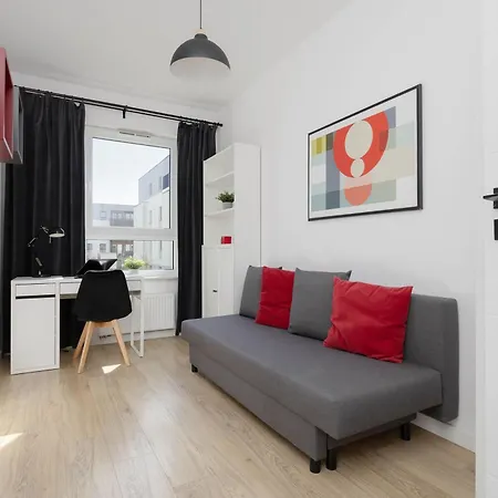 Exceptional For 4 Guests With Parking By Renters